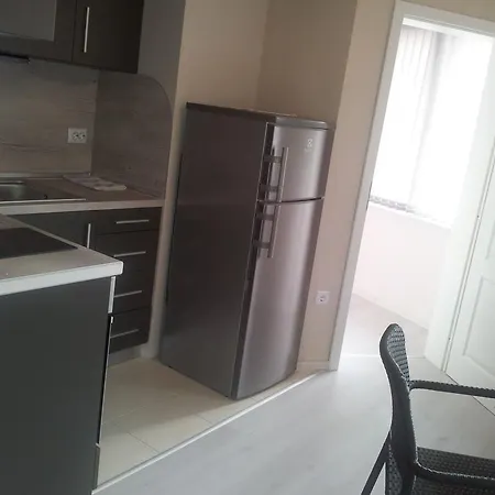 Zlatina بوموري